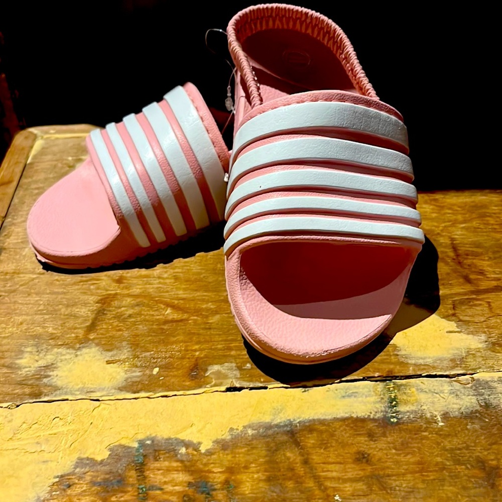 Wonder nation, pink and white slides size 11 /12  with back strap, EUC .